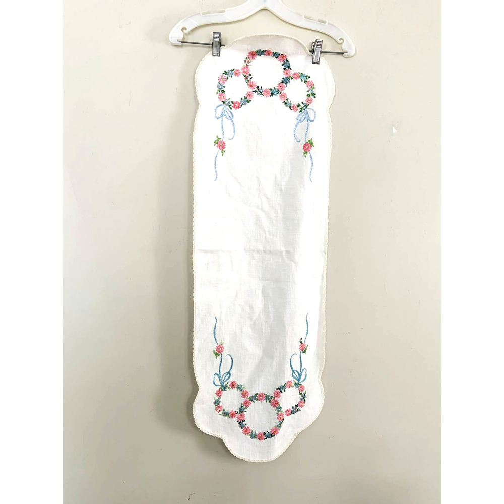 Vintage Hand Embroidered 3 Floral Rings on Ends Dresser Scarf Runner 40" x 12"